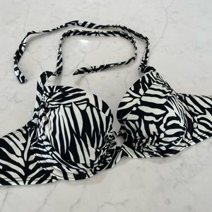 32B VS Swim Top, Like New